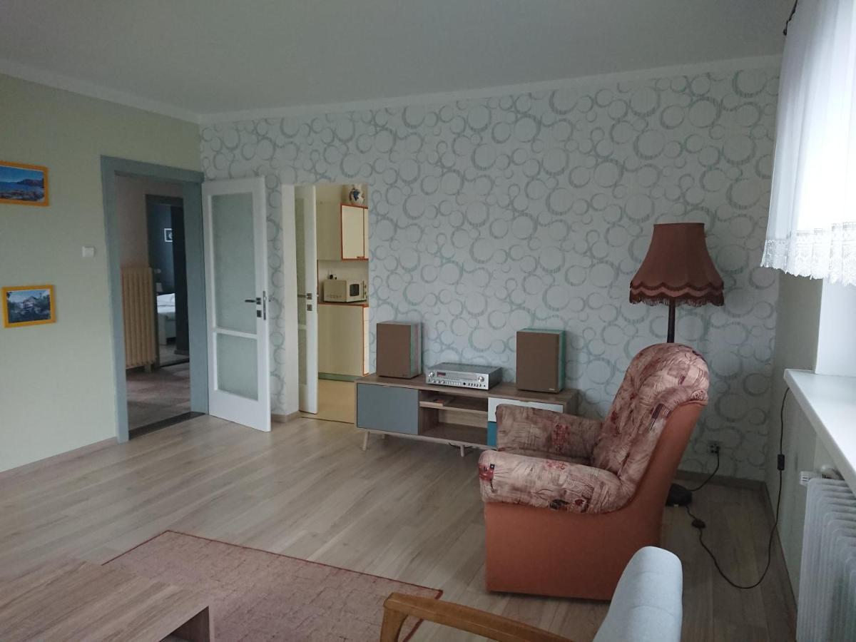 Retro Vila Vendégház Slušovice Kültér fotó